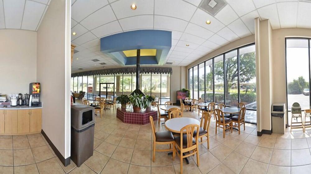 Days Inn By Wyndham St George St. George Екстериор снимка